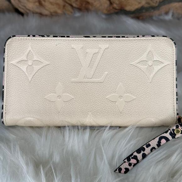 💎✨Beautiful✨💎Authentic Louis Vuitton Empriente Wild At Heart Zippy Wallet - Picture 2 of 14